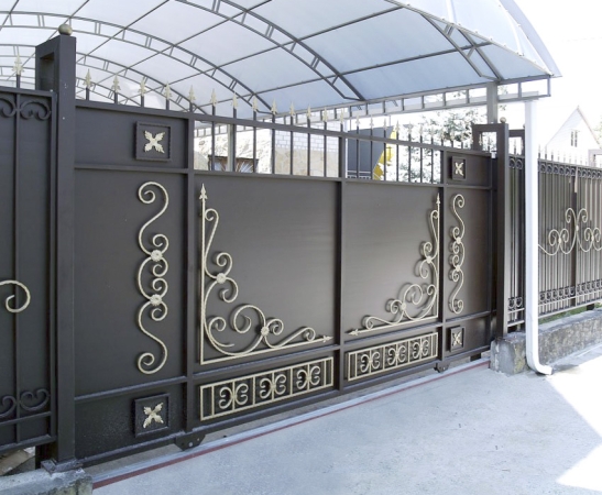 Металлические ворота в Александровском
