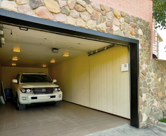 Подъемные ворота в Александровском