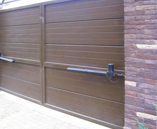 Автоматика для распашных ворот в Александровском