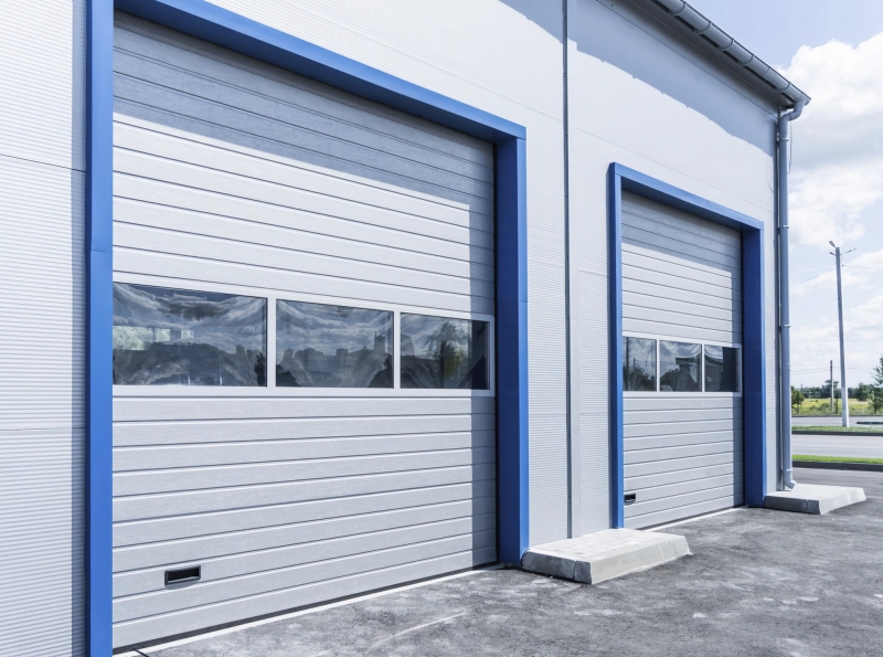 Окна в Александровском